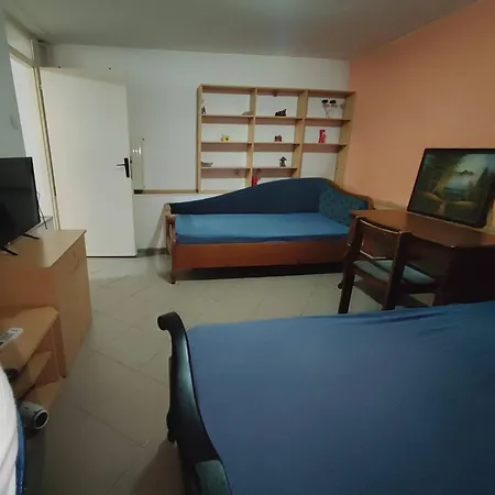 33 Skopjee Apartament *